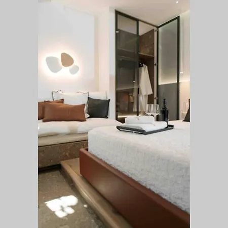 Unique 2guests Shared Pool * Naxos City